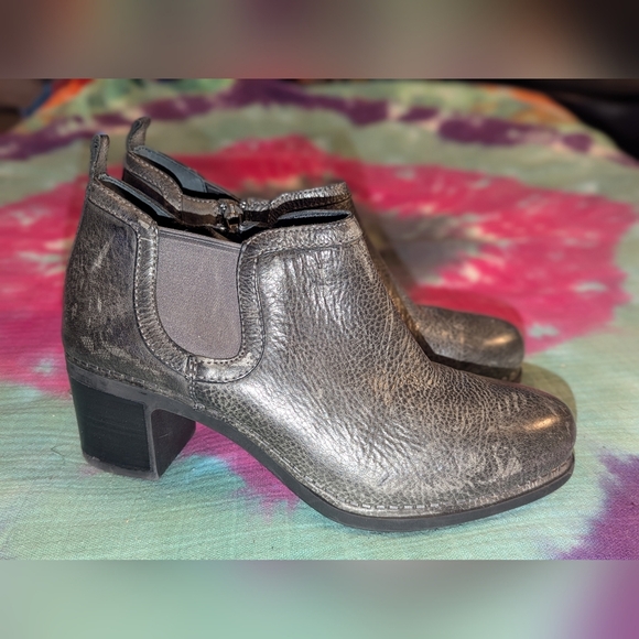 Dansko Harlene Women's Sz 37 / 6 Grey Antique Leather Ankle Boots Booties Heel - Picture 1 of 11